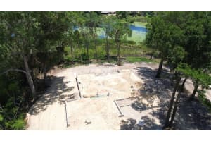 4297 ROSSMORE DRIVE, ORLANDO, FL 32810 Sold 12/24/24
