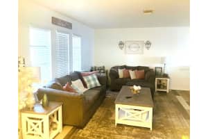 1908 ROLLING GREEN CIRCLE, SARASOTA, FL 34240 Sold 03/31/25