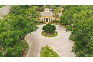 2668 ROBERT TRENT JONES DRIVE, ORLANDO, FL 32835 Sold 01/16/25