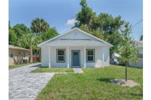 215 HUBBARD AVENUE, DELAND, FL 32720 Sold 02/10/25