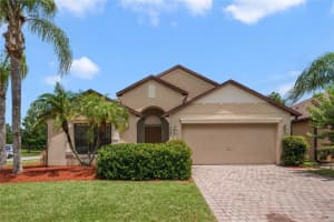 2200 TULIP VALLEY POINT, SANFORD, FL 32771 Sold 06/18/24
