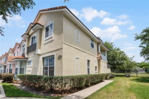 1266 BEACH CIRCLE, KISSIMMEE, FL 34746 Sold 09/05/24