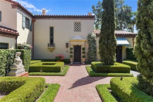 500 INTERLACHEN AVENUE, WINTER PARK, FL 32789 Sold 11/18/24