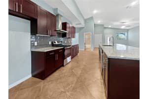 2950 ORIENTE AVENUE, SARASOTA, FL 34235 Sold 01/22/25