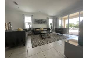 7604 MACKINAW LN, KISSIMMEE, FL 34747 Sold 10/17/24