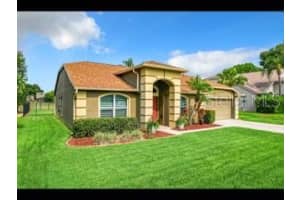 12815 FORESTEDGE CIRCLE, ORLANDO, FL 32828 Sold 07/29/24
