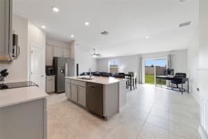 4453 BLUFF OAK LOOP, KISSIMMEE, FL 34746 Sold 08/30/24