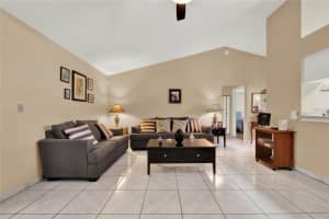 218 MANGO COURT, DAVENPORT, FL 33837 Sold 09/11/24