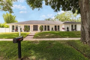 1800 KING ARTHUR CIRCLE, MAITLAND, FL 32751 Sold 02/13/25
