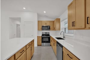 8377 WILDER PINES AVENUE, LAKELAND, FL 33809 Sold 05/30/25