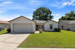 146 KINGS POND AVENUE, WINTER HAVEN, FL 33880 Sold 08/16/24