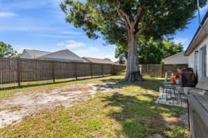 146 KINGS POND AVENUE, WINTER HAVEN, FL 33880 Sold 08/16/24