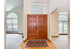 1033 ALMOND TREE CIRCLE, ORLANDO, FL 32835 Sold 09/23/24