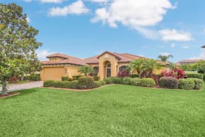 2927 FALCONHILL DRIVE, APOPKA, FL 32712 Sold 07/22/24