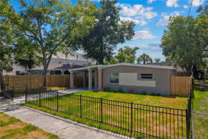 618 LAKELAND AVENUE, ORLANDO, FL 32805 Sold 04/17/25