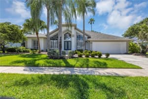 7995 CANYON LAKE CIRCLE, ORLANDO, FL 32835 Sold 08/20/24