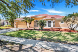 7926 SAINT GILES PLACE, ORLANDO, FL 32835 Sold 07/18/24