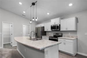 2040 HARVEST LANDING CIRCLE, LAKELAND, FL 33810 Sold 05/30/25