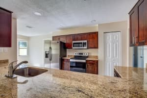 27 PINE RUN, OCALA, FL 34472 Sold 10/04/24