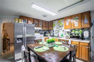 1206 ORANGE AVENUE, TAVARES, FL 32778 Sold 10/16/24