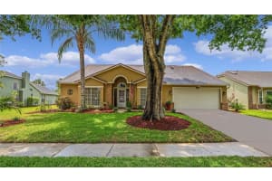 12795 FORESTEDGE CIRCLE, ORLANDO, FL 32828 Sold 06/24/24