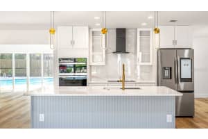 6194 VALERIAN BOULEVARD, ORLANDO, FL 32819 Sold 07/01/24