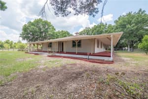 3 LAKE ARROWHEAD DRIVE, WINTER HAVEN, FL 33880 Sold 10/16/24