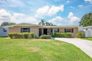 1326 NEW HAMPSHIRE STREET, ORLANDO, FL 32804 Sold 11/04/24