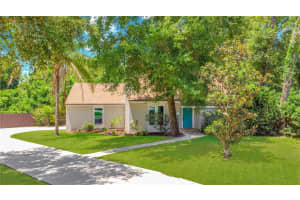 930 LEXINGTON ROAD, DELAND, FL 32720 Sold 07/09/24