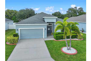 123 ELOISE OAKS DRIVE, WINTER HAVEN, FL 33884 Sold 07/12/24
