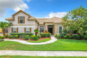 8608 SPINDLETOP DRIVE, ORLANDO, FL 32819 Sold 08/05/24