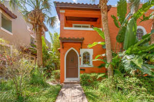 602 LIVINGSTON STREET, ORLANDO, FL 32803 Sold 09/18/24