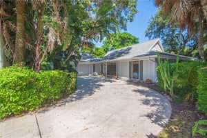 1020 WINDSONG WAY, VERO BEACH, FL 32963 Sold 09/16/24