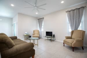 2727 ROWAN STREET, TAVARES, FL 32778 Sold 09/13/24