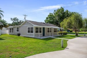23 FLORIDA AVENUE, SAINT CLOUD, FL 34769 Sold 09/17/24