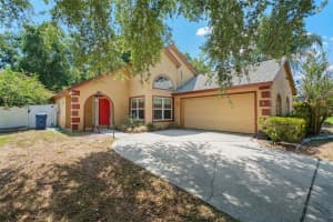 869 HIGH POINTE CIRCLE, MINNEOLA, FL 34715 Sold 09/30/24