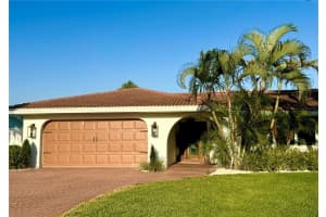365 6TH AVENUE, TIERRA VERDE, FL 33715 Sold 11/05/24