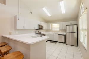 957 TILLERY WAY, ORLANDO, FL 32828 Sold 11/14/24
