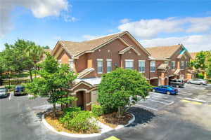 8801 VILLA VIEW CIRCLE, ORLANDO, FL 32821 Sold 07/03/24