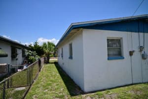 2946 LAFAYETTE STREET, FORT MYERS, FL 33916 Sold 11/25/24