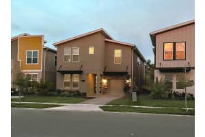 2817 BOOKMARK DR, KISSIMMEE, FL 34746 Sold 12/05/24
