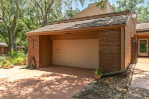 111 AUTUMN DRIVE, LONGWOOD, FL 32779 Sold 08/29/24