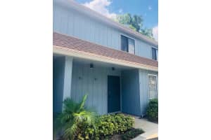 40 MOREE LOOP, WINTER SPRINGS, FL 32708 Sold 11/15/24