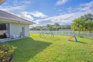 13744 BLUEWATER CIRCLE, ORLANDO, FL 32828 Sold 11/25/24
