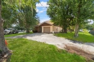 254 LAKE THOMAS DRIVE, WINTER HAVEN, FL 33880 Sold 07/15/24