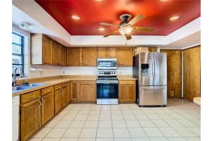4133 YELLOWWOOD DRIVE, VALRICO, FL 33594 Sold 10/15/24