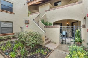 1244 SAINT TROPEZ CIRCLE, ORLANDO, FL 32806 Sold 08/20/24