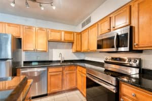 320 BLACK OAK COURT, ALTAMONTE SPRINGS, FL 32701 - MLS#MFRO6215754