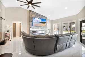 121 STEEPLECHASE CIRCLE, SANFORD, FL 32771 Sold 10/31/24