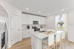 2027 KINGSMEN COURT, HAINES CITY, FL 33844 Sold 11/15/24